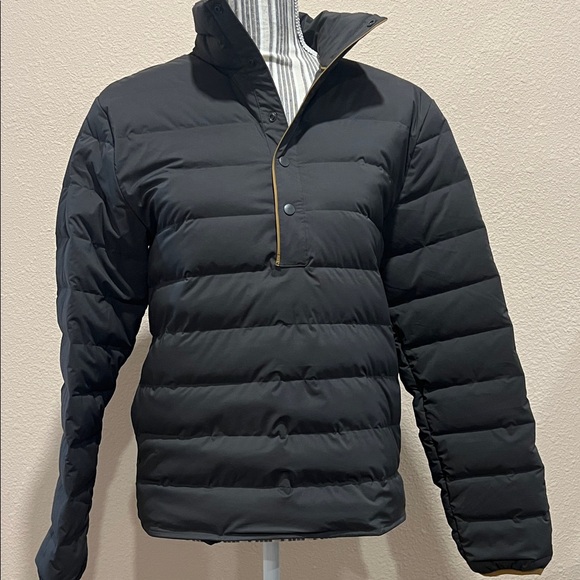 Jenni Kayne Jackets & Blazers - Jenni Kayne dark grey down sweater. 2 side pockets. EUC. Size XS